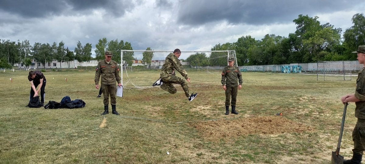 Отборочный тур для участия в юнармейском оборонно-спортивном лагере «Гвардеец»