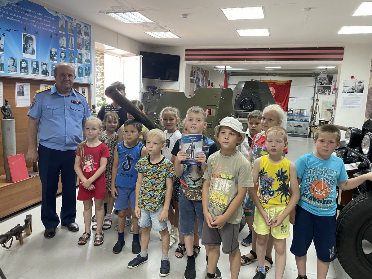 Экскурсия в Центре боевой славы "Оружие Победы" в городе Димитровград