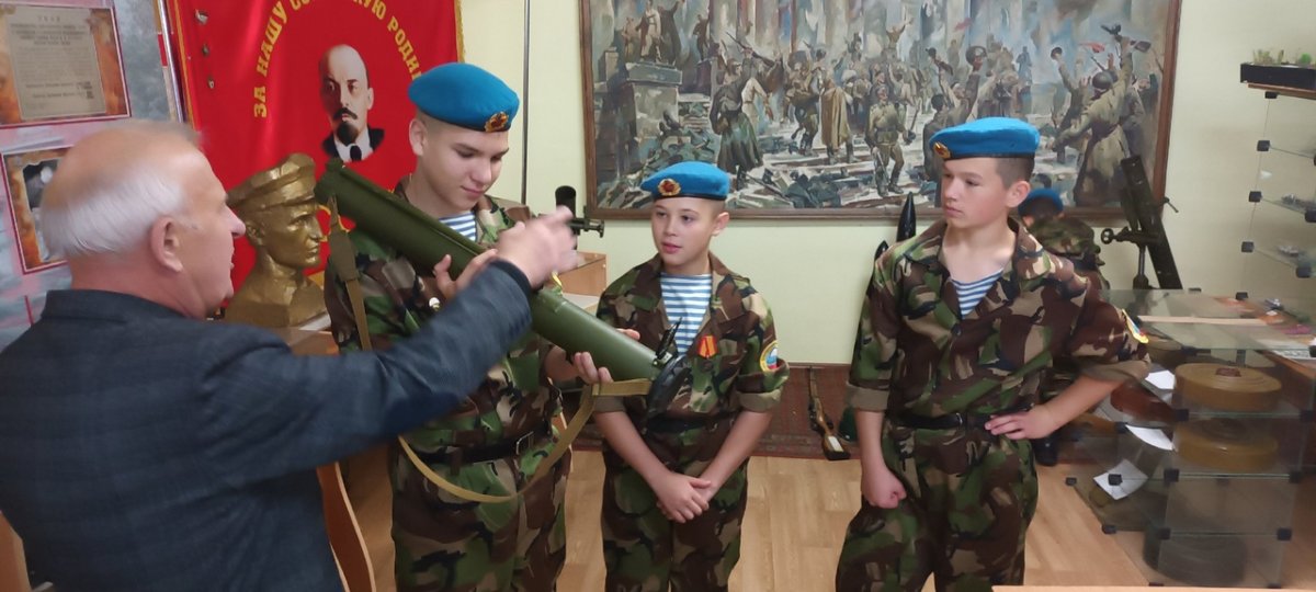 Экскурсия в Ульяновское гвардейское суворовское военное училище